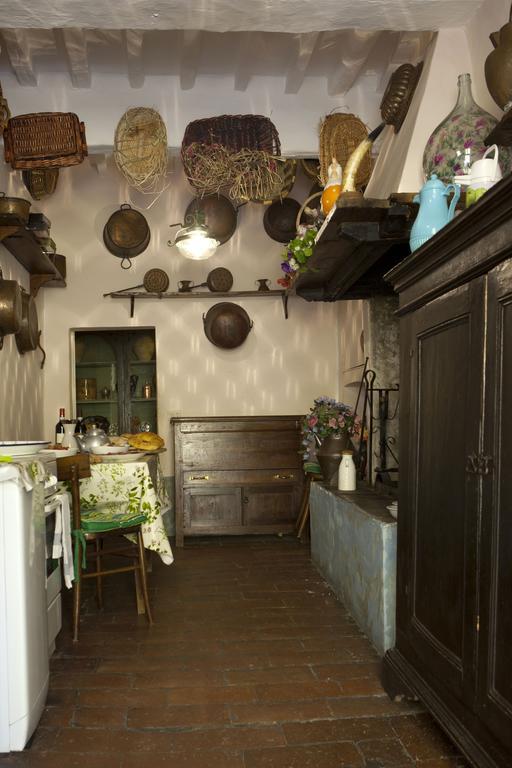 Il Broglino Villa Todi Cameră foto